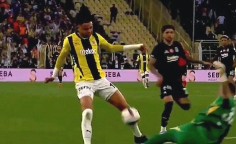 Fenerbahçeli futbolcularda penaltı isyanı