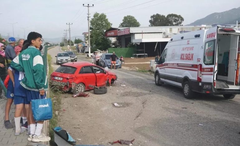 Fethiye’de Trafik Kazası: 6 Yaralı, Sürücü Firar Etti
