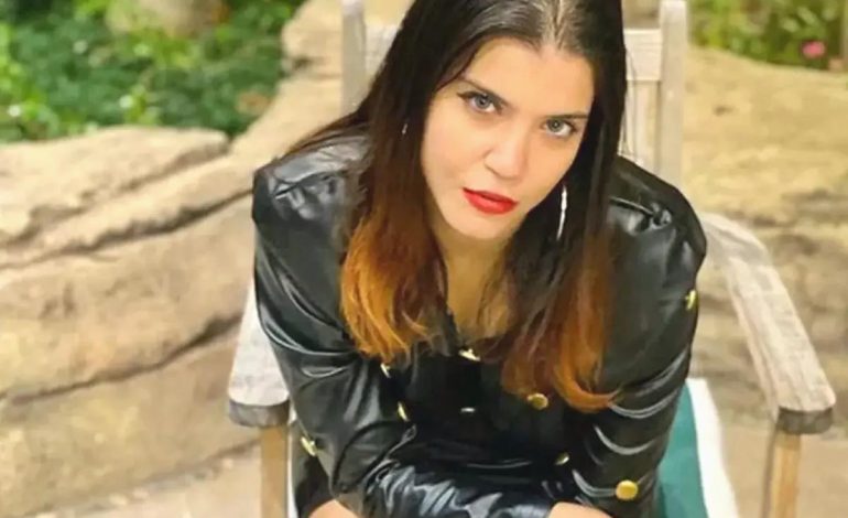 Feyza Civelek’e nazar değdi