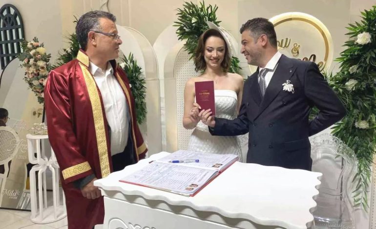 Filistinli Aile Hekimi Akram Mukat ile Kızılay Uzman Yardımcısı Fulya Karataş Evlendi