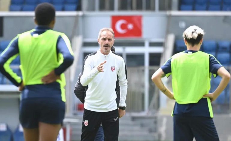 FOMGET, Şampiyonluk İçin Galatasaray’ı Bekliyor