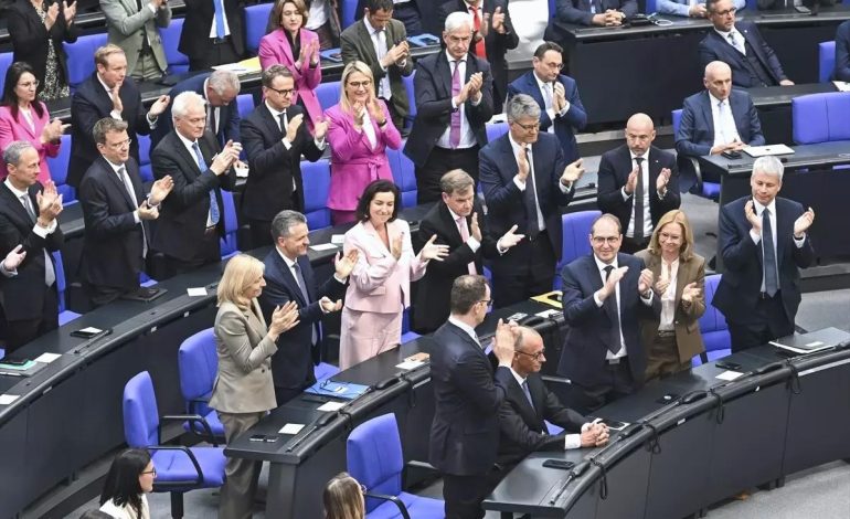 Friedrich Merz Almanya Başbakanı