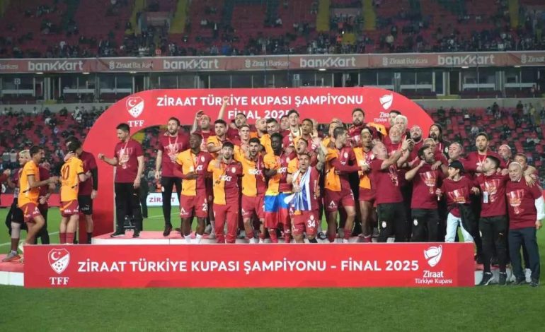 Galatasaray 19. Kupa Sevinci