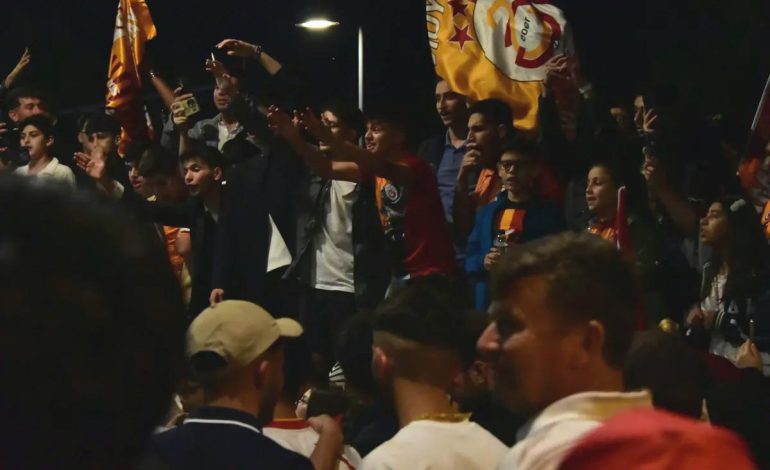 Galatasaray 25. Şampiyonluğunu İlan Etti