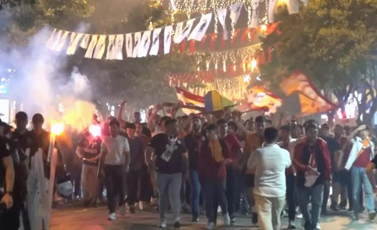 Galatasaray 25. Şampiyonluğunu İlan Etti