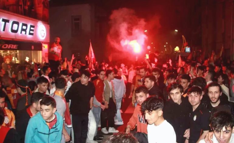 Galatasaray 25. Şampiyonluğunu Ordu’da Kutladı
