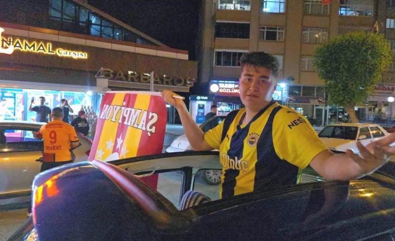 Galatasaray Şampiyonluğunu Kutladı
