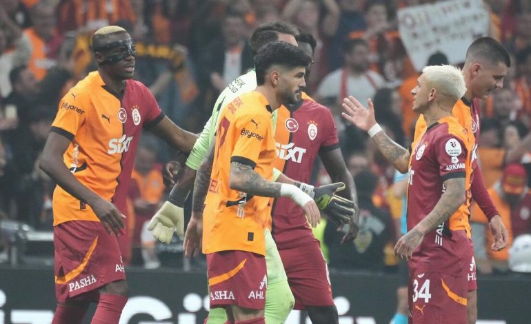Galatasaray, şampiyonluk sayısında devlerle yarışıyor