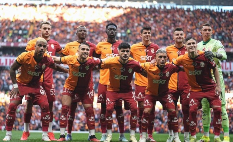 Galatasaray Trabzon’a 30 futbolcuyla gitti