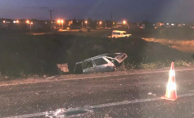 Gaziantep’te Kamyonet ile Otomobil Çarpıştı: 1’i Ağır 3 Yaralı