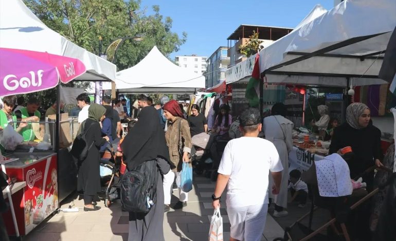Gazze İçin Kermes Düzenlendi