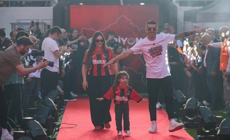 Gençlerbirliği Süper Lig’e Yükseldi