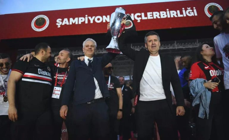 Gençlerbirliği Süper Lig’e Yükseldi