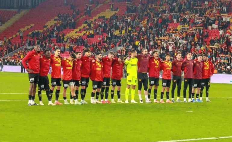 Göztepe, Adana Demirspor’la Karşılaşıyor
