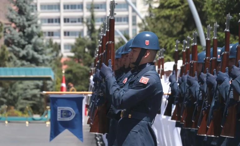 Gürak ve Vandier Bir Araya Geldi
