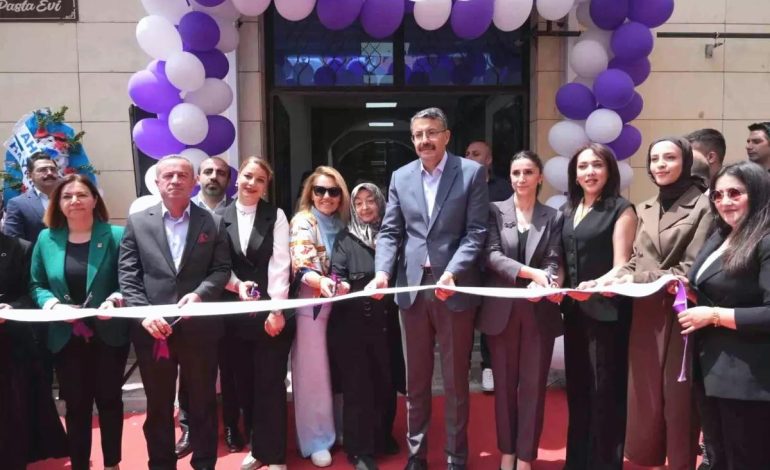 Hakkari’de ‘Üreten Kadınlar Güçleniyor’ Projesi Kapsamında Mağaza Açılışı
