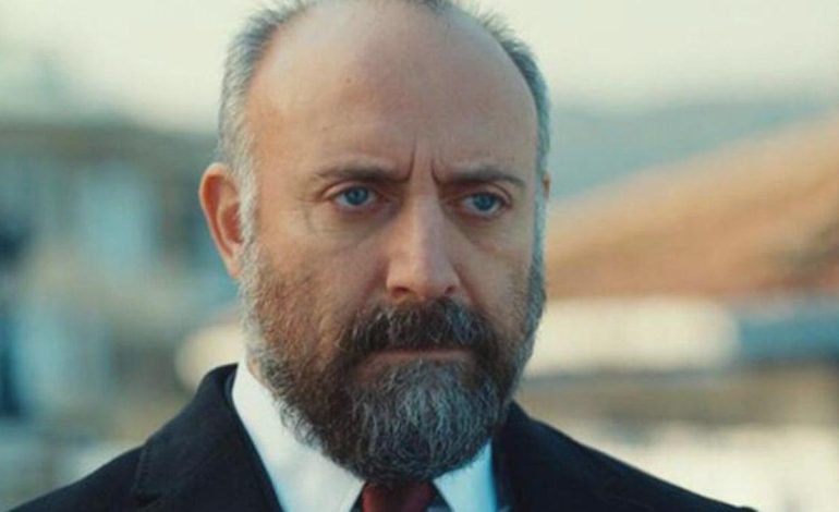 Halit Ergenç aylık gelirini mahkeme salonunda açıkladı