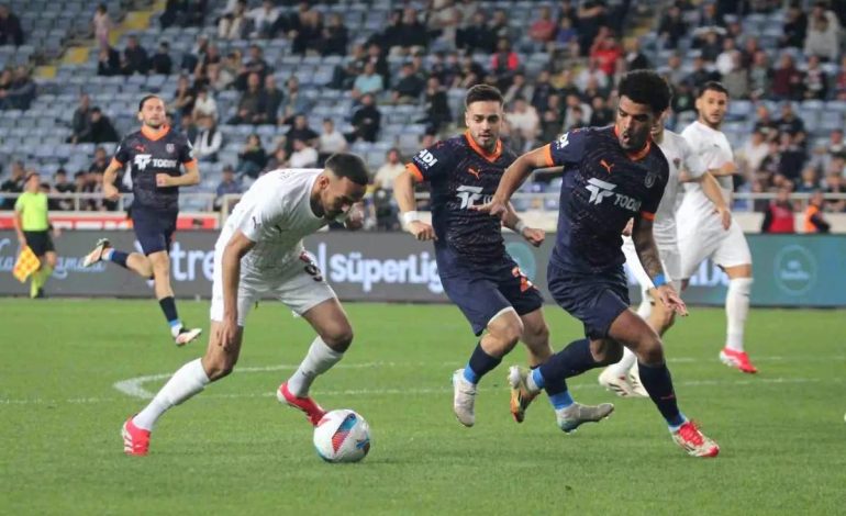 Hatayspor, Başakşehir’e 4-2 Yenildi
