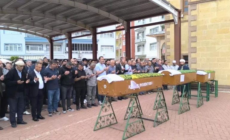 Hendek’te Kaza: İki Kardeş Hayatını Kaybetti, Cenazeleri Kırşehir’de Defnedildi