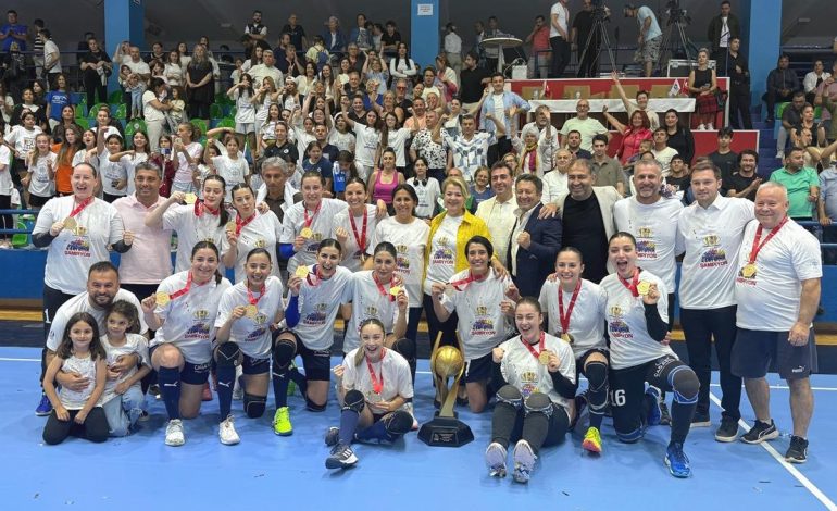 Hentbol Kadınlar Süper Ligi’nde şampiyonluğa Yalıkavak ulaştı