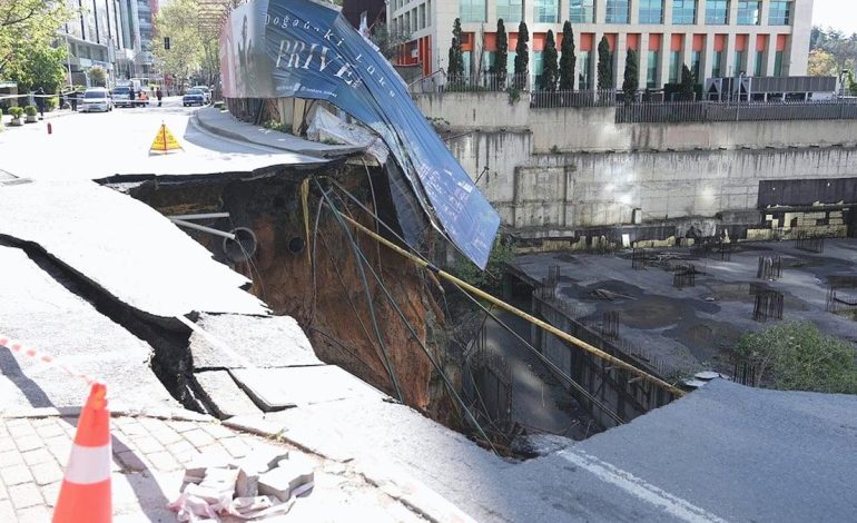 İBB’den Sarıyer’de çöken yola ilişkin açıklama