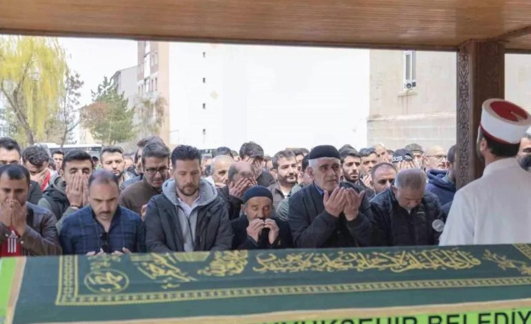 İbrahim Selamet Son Yolculuğuna Uğurlandı
