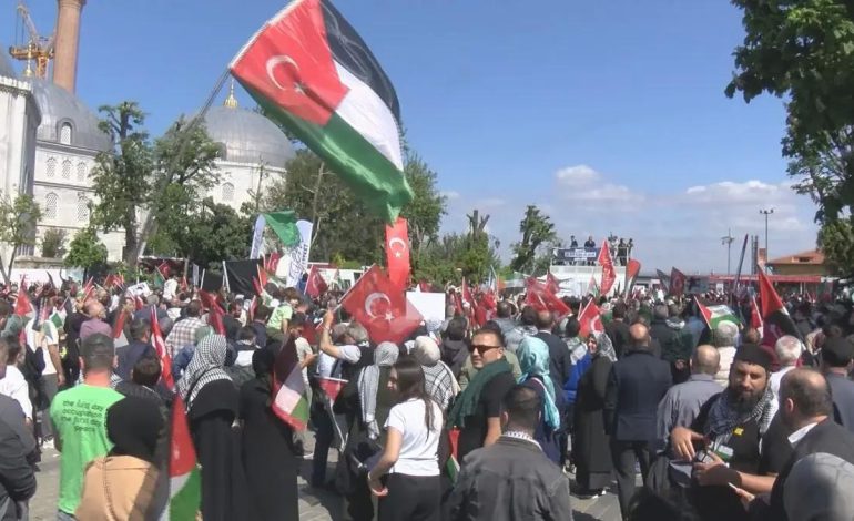 İHH’dan Gazze’ye Destek Yürüyüşü