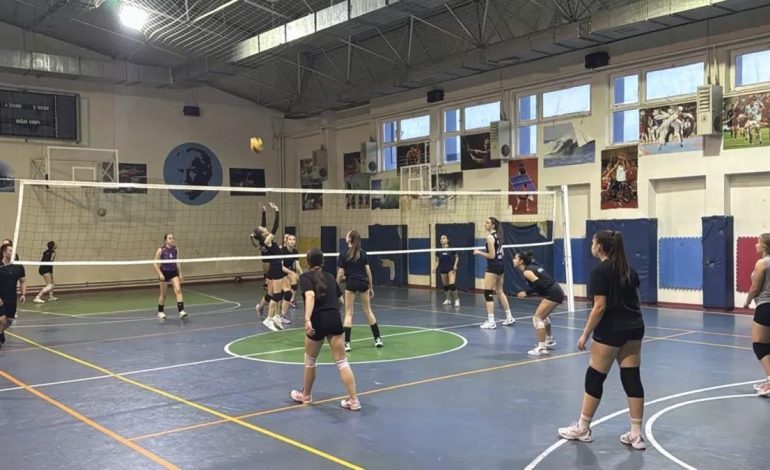 İkizler Voleybolda Hedef Büyük!