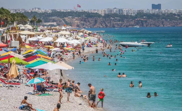İklim Değişikliği Deniz Suyu Sıcaklıklarını Artırıyor, Sağlık Riski Oluşturuyor