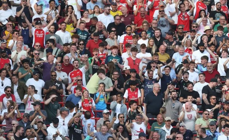 İngiliz devi Arsenal, Filistin’e destek olan 22 yıllık çalışanını düşünmeden kovdu