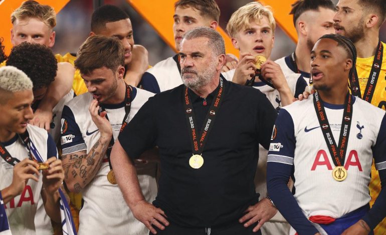 İngiliz medyası, Ange Postecoglou’yu kahraman ilan etti