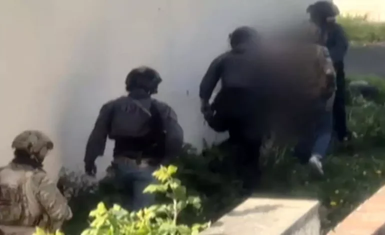 İngiltere’de Terör Operasyonu: 8 Tutuklama