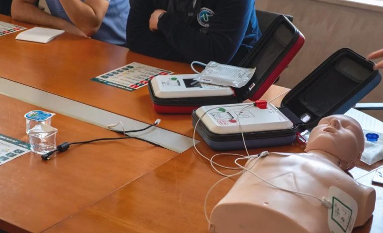 İpsala Sınır Kapısı’na ASELSAN’dan 7 Otomatik Eksternal Defibrilatör