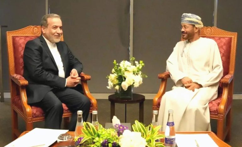İran ve ABD Müzakereleri İçin Umman’da Bir Araya Geldi
