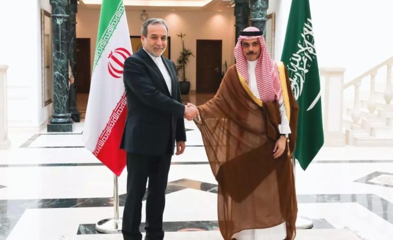 İran ve Suudi Arabistan’dan Önemli Görüşme