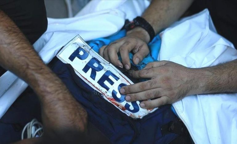 İsrail Gazze’de 2 gazeteciyi daha öldürdü