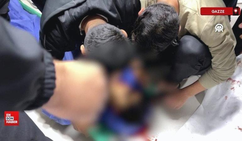İsrail ordusu Nusayrat Mülteci Kampı’nda bir araca saldırı düzenledi