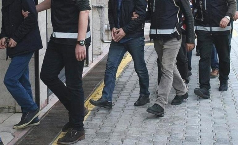 İstanbul merkezli 36 ilde FETÖ operasyonu: 56 muvazzaf asker yakalandı