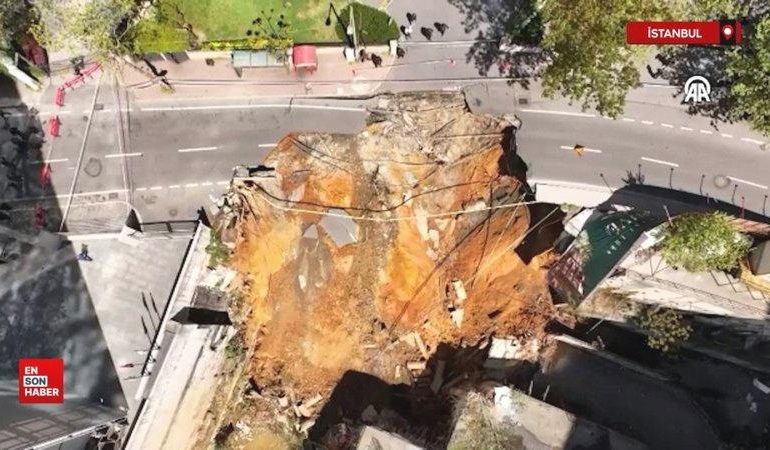 İstanbul Sarıyer’de çöken yol trafiğe kapatıldı