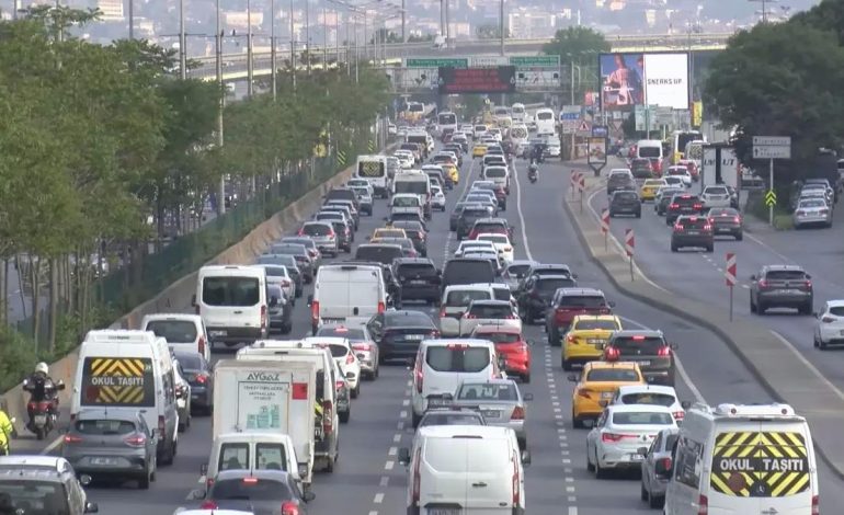 İstanbul’da Trafik Yoğunluğu Yüzde 62