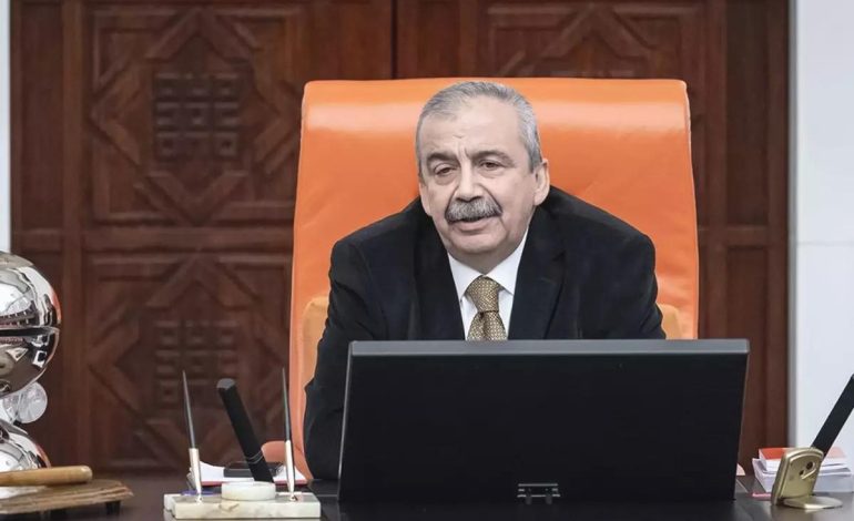 İşte hayatını kaybeden Sırrı Süreyya Önder’in hafızalara kazınan ‘helallik’ sözleri
