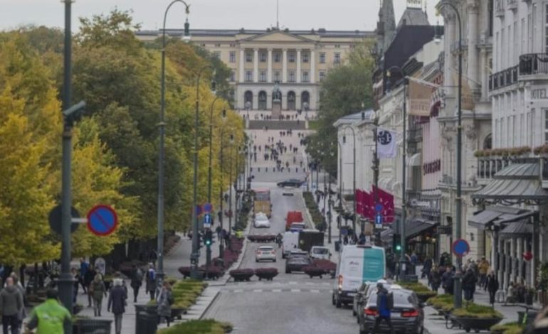 İsveç ve Norveç, faiz oranlarını yine sabit tuttu