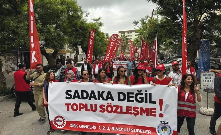 İzmir’de Grev Başladı