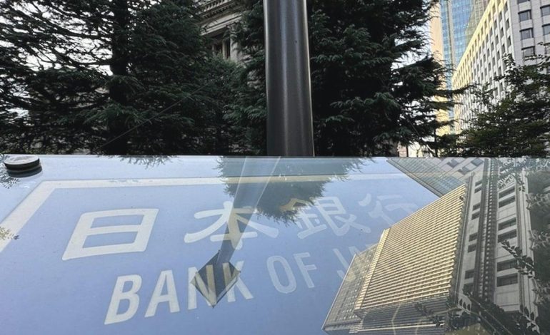 Japonya Merkez Bankası faizi pas geçti