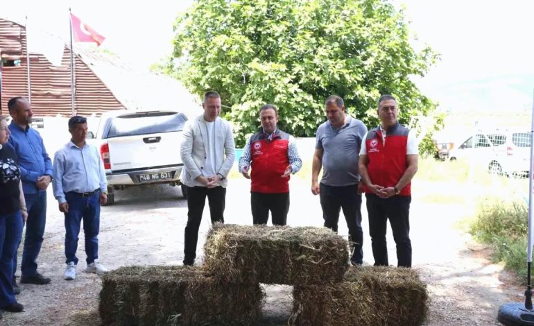 Kadın Üreticilere Balya Desteği