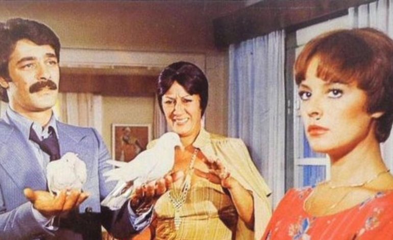 Kadir İnanır, eski dostu Hülya Koçyiğit’e dava açtı