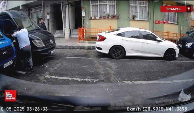 Kağıthane’de hatalı parka kızdı aracının aynasını kırdı