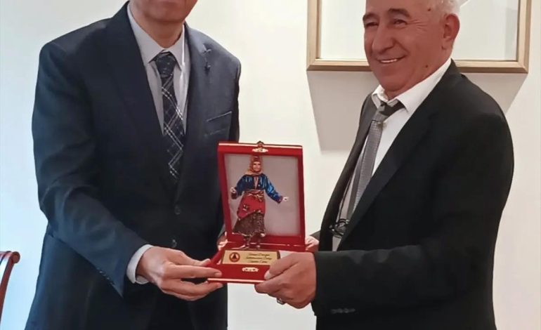 Karaşarlılar Derneği’nden Ali Arif Özzeybek’e Ziyaret