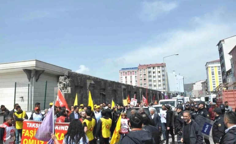 Kars’ta 1 Mayıs’da Polis ile Gerginlik