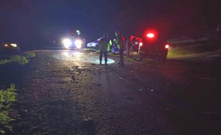 Kars’ta trafik kazası: 2 hafif ticari araç çarpıştı, 1 ölü, 4 yaralı